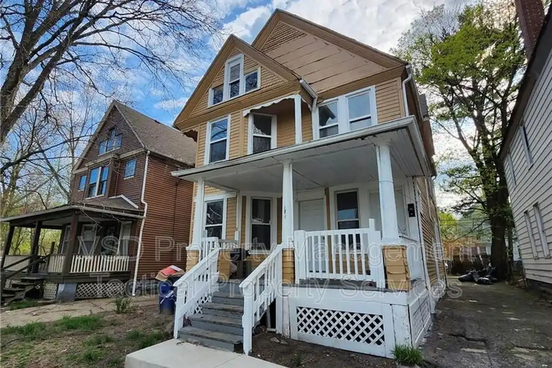 1583 E 84th St – photo 1