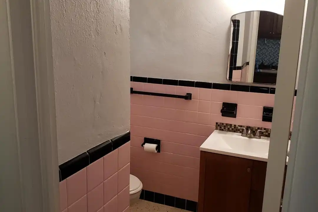100 Cascade Ln #8 - View 3