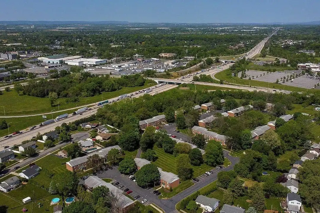 Valley Park – photo 1