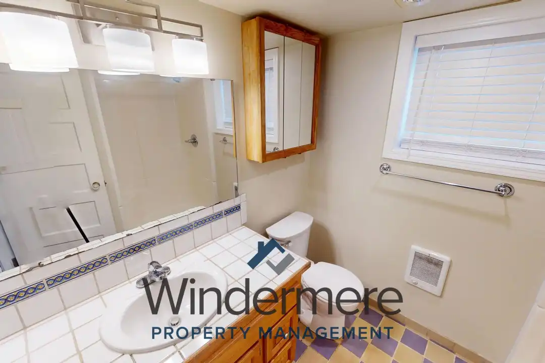 336 S Palouse St unit Apt #6 - View 3