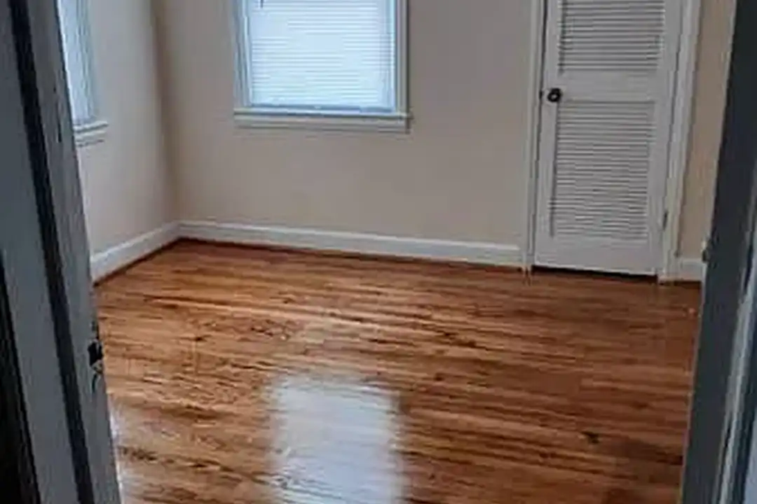Greenwood Terrace – photo 1 of 4