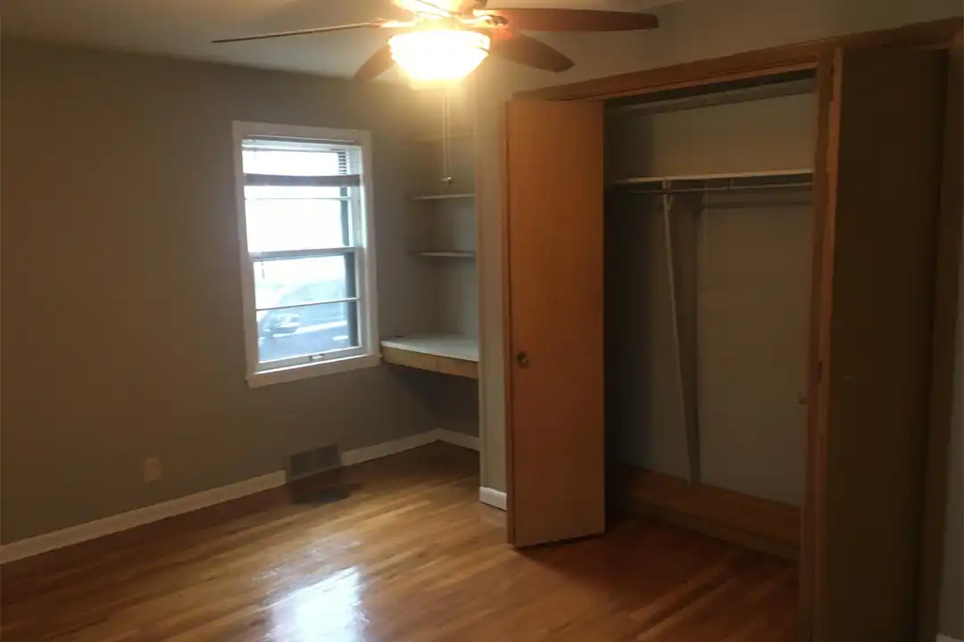 2381 Warrensville Center Rd unit UP – photo 1