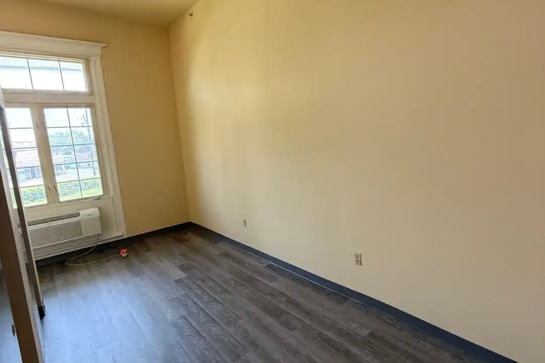 1001 Pennington Rd unit 1-2B - View 3