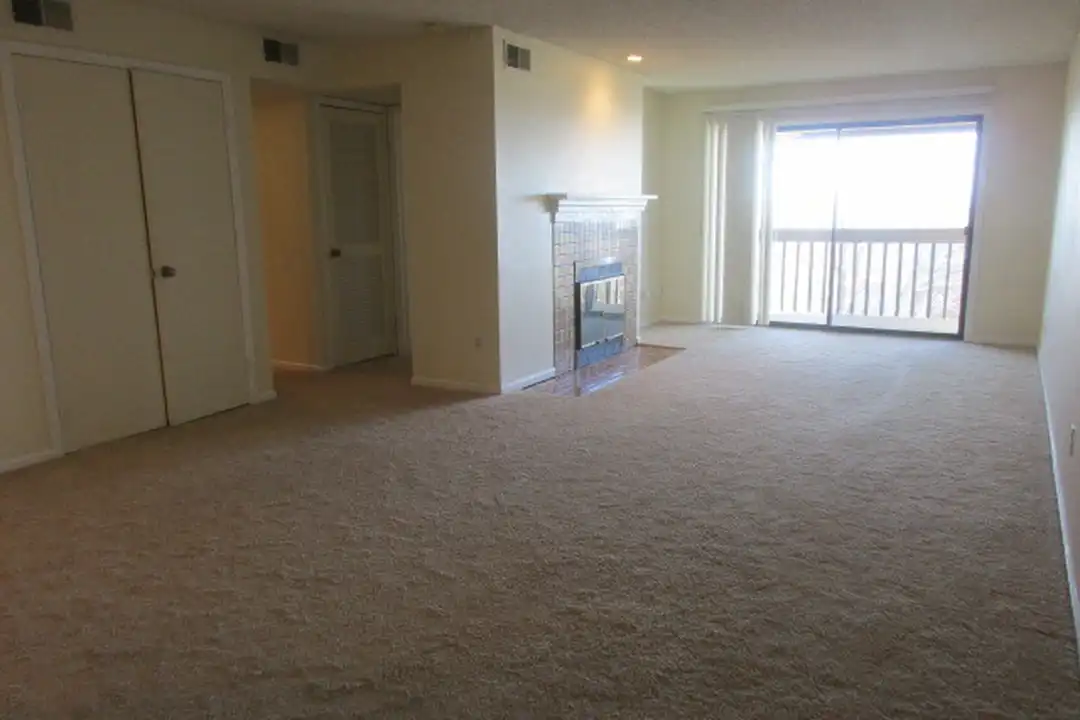 13950 E Oxford Pl unit 1 - More