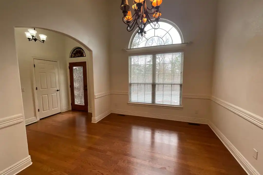 1 Dent Ln - View 2