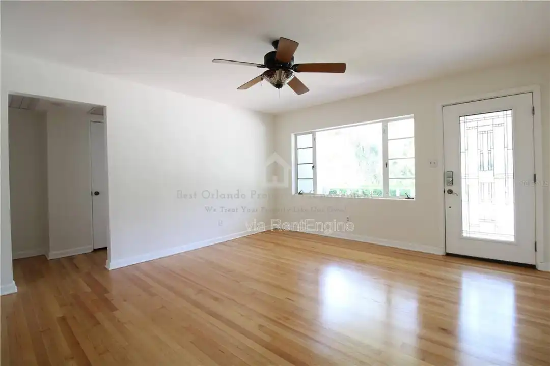 1639 Oakmont Ln - More