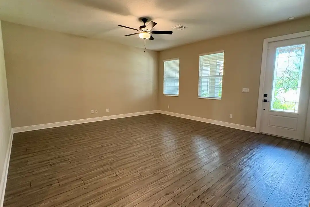 1718 Party Pl - View 4