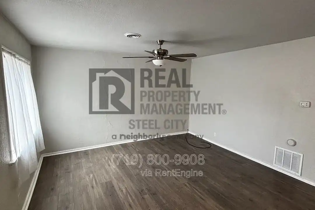 1428 E Orman Ave - View 3