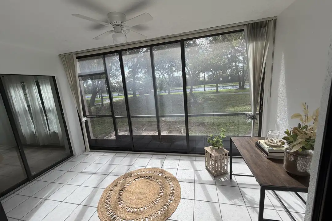 2202 S Cypress Bend Dr #101 - View 6
