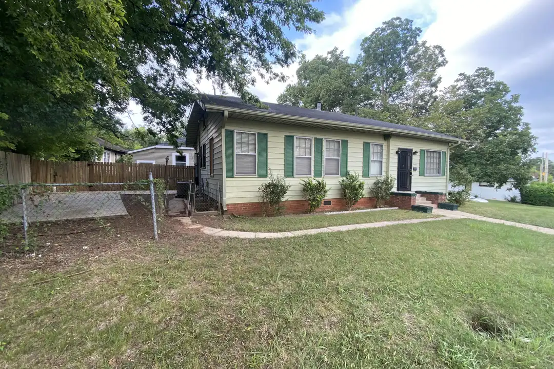 5001 Farrell Ave – photo 1 of 13