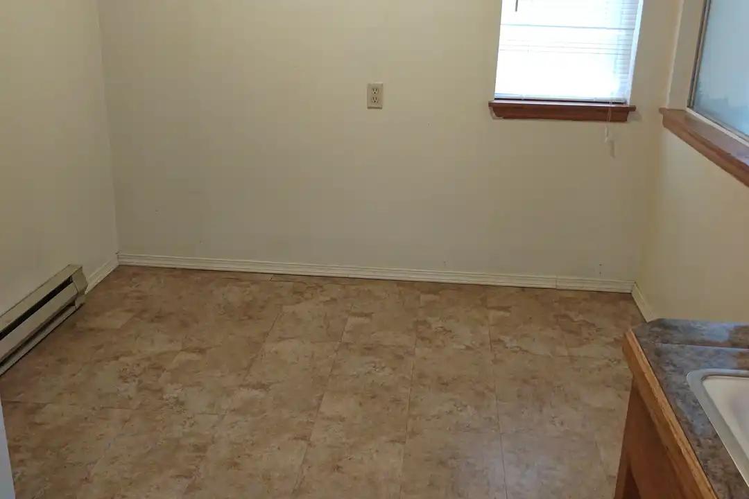 2126 W Pacific Ave unit 301 - View 5