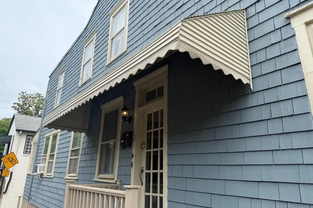 101 Charles St unit B – photo 1