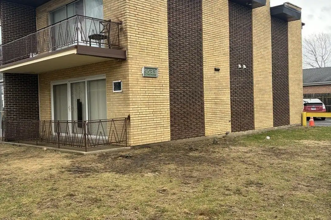9533 Mansfield Ave #1 – photo 1 of 9