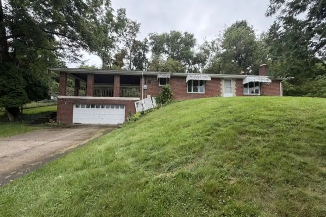 123 Hidden Valley Rd – photo 1 of 44