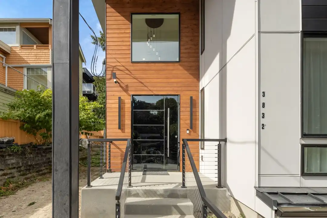 3832 NE 155th St - View 6