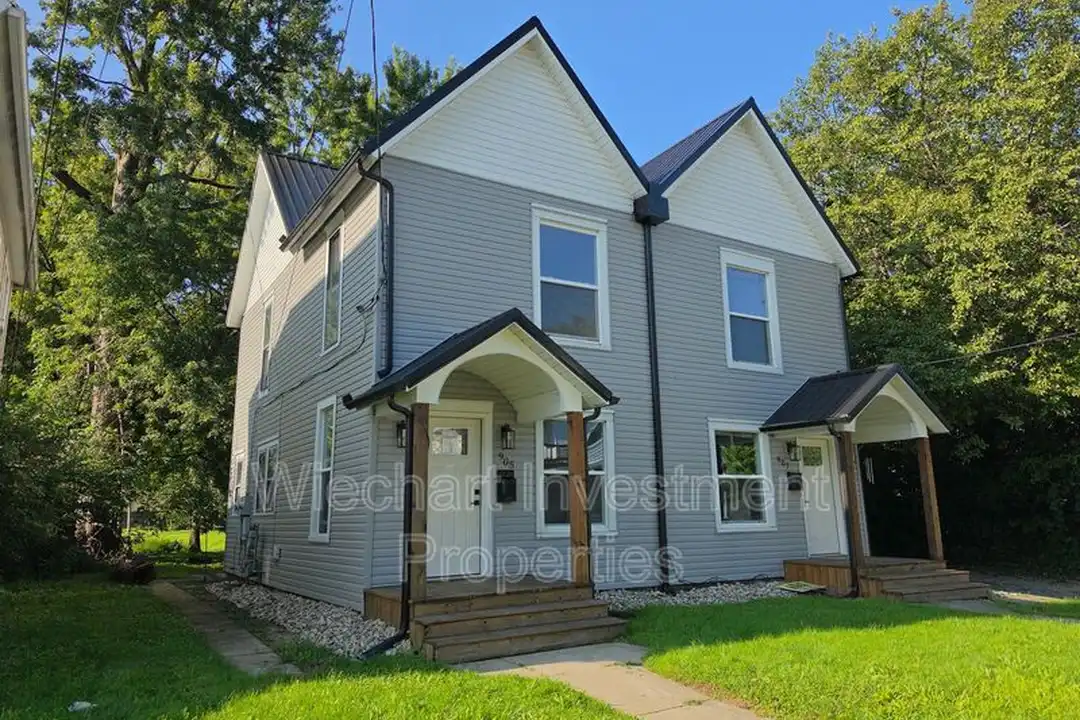 905 W Wayne St – photo 1 of 9