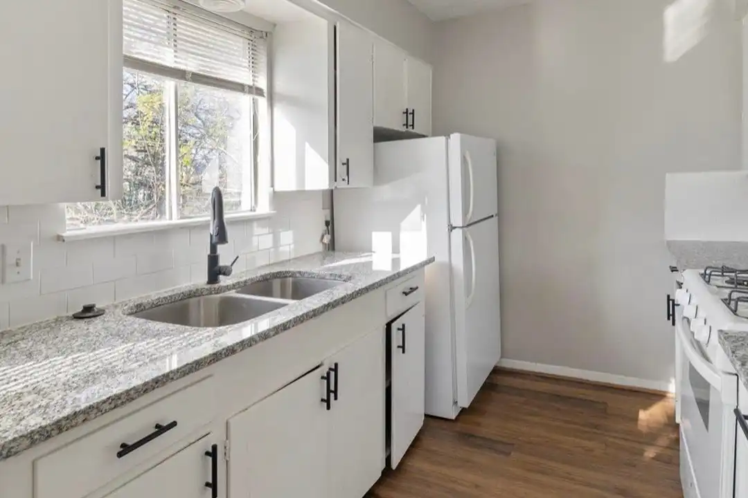 1014 E 23rd St unit 1 – photo 1