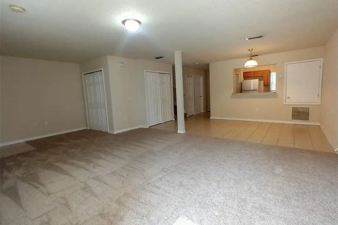 880 E Columbia Ave - View 4