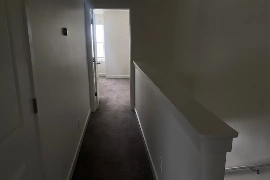 5814 W Lake Ave - More