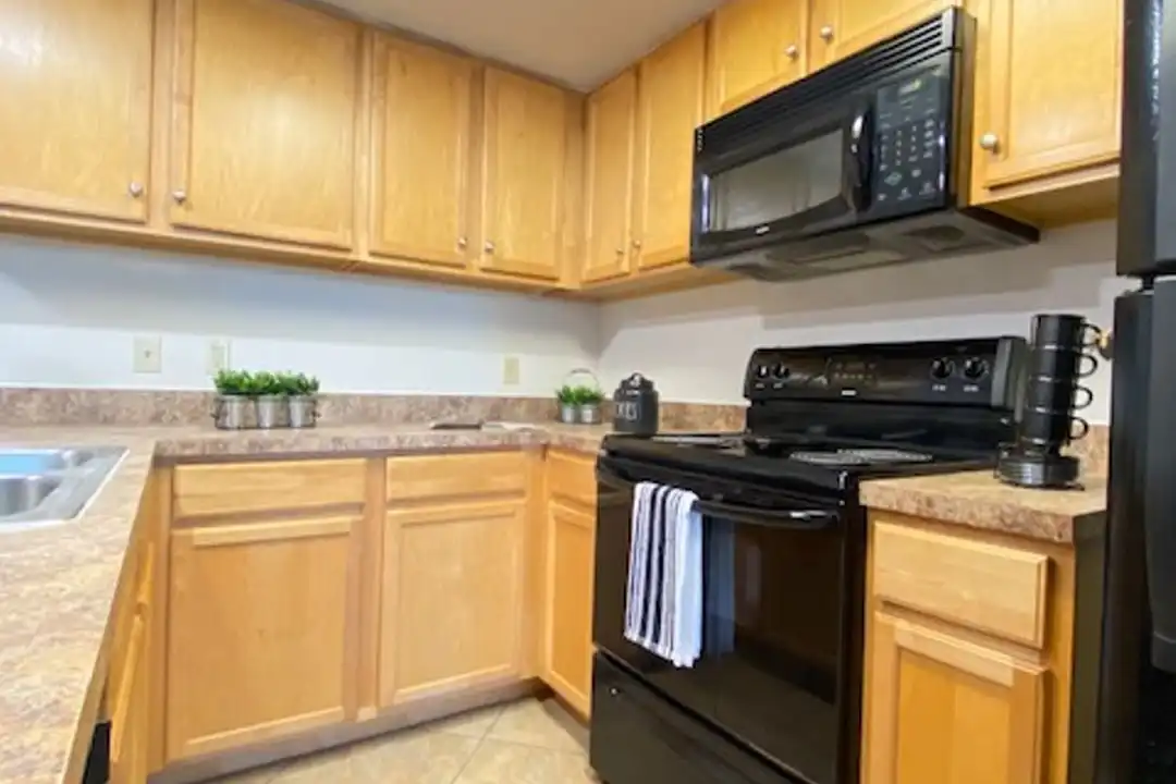 4125 SW 31st Dr unit 4131 - 201 - View 4