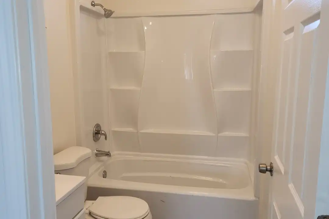 1177 E 41st Pl - View 4