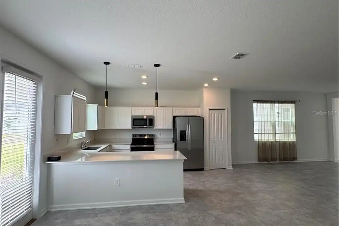 297 Bogey Dr - View 3