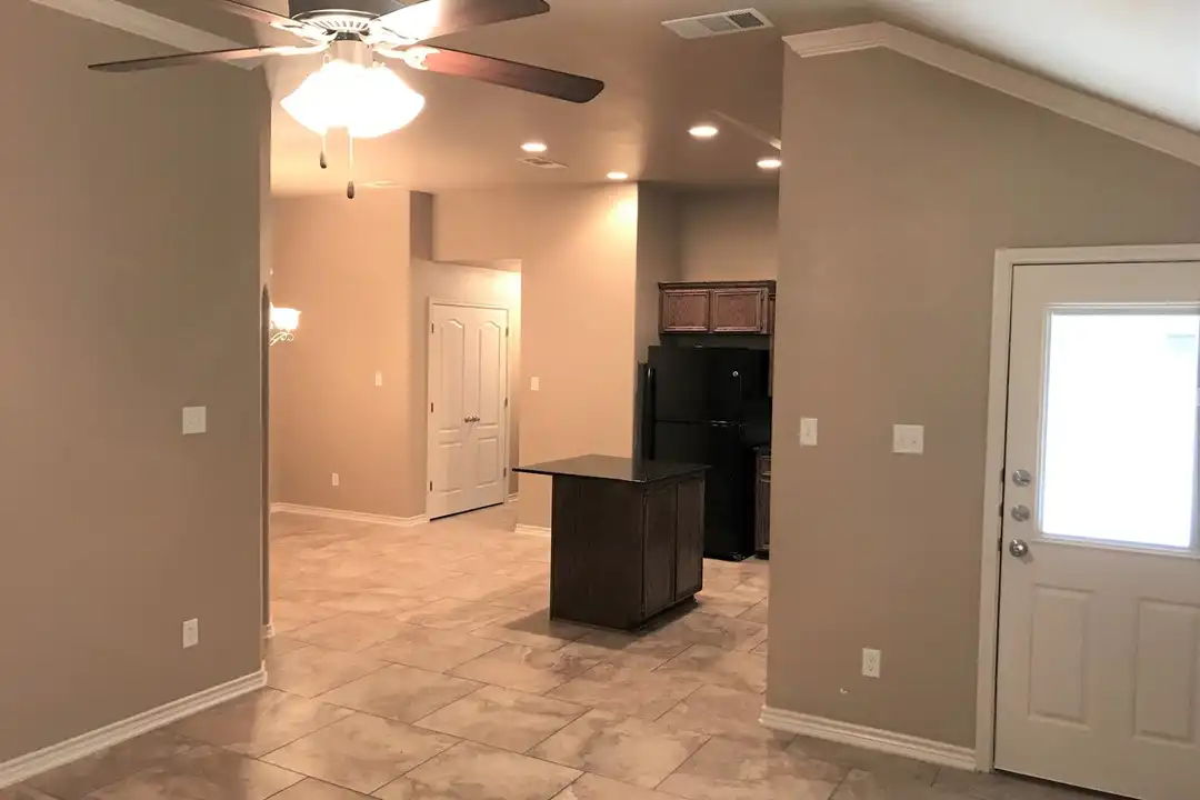 4603 Skyflower Ln unit A - View 3