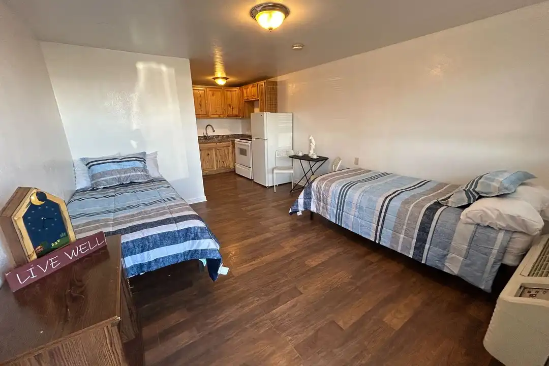 1123 W 2150 S - View 2