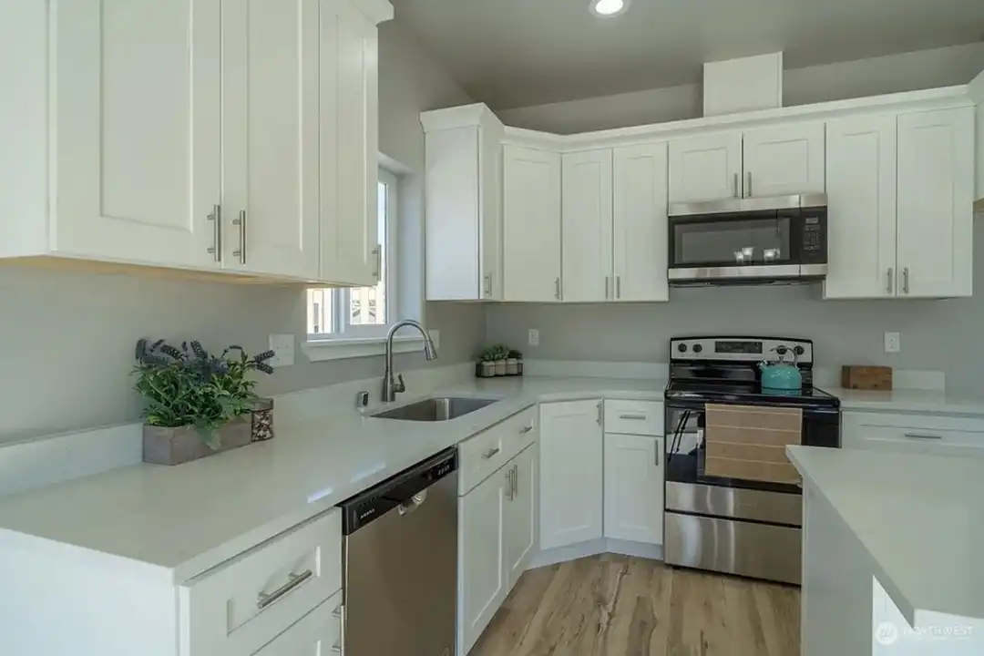 House in Soap Lake - More