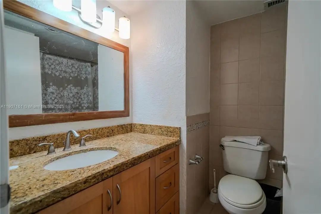 9125 SW 77th Ave #103 - View 6