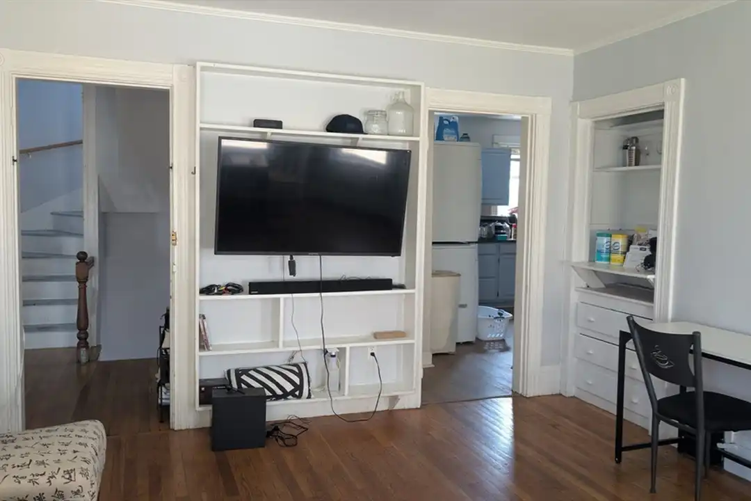 6 Bayard St unit 0 – další