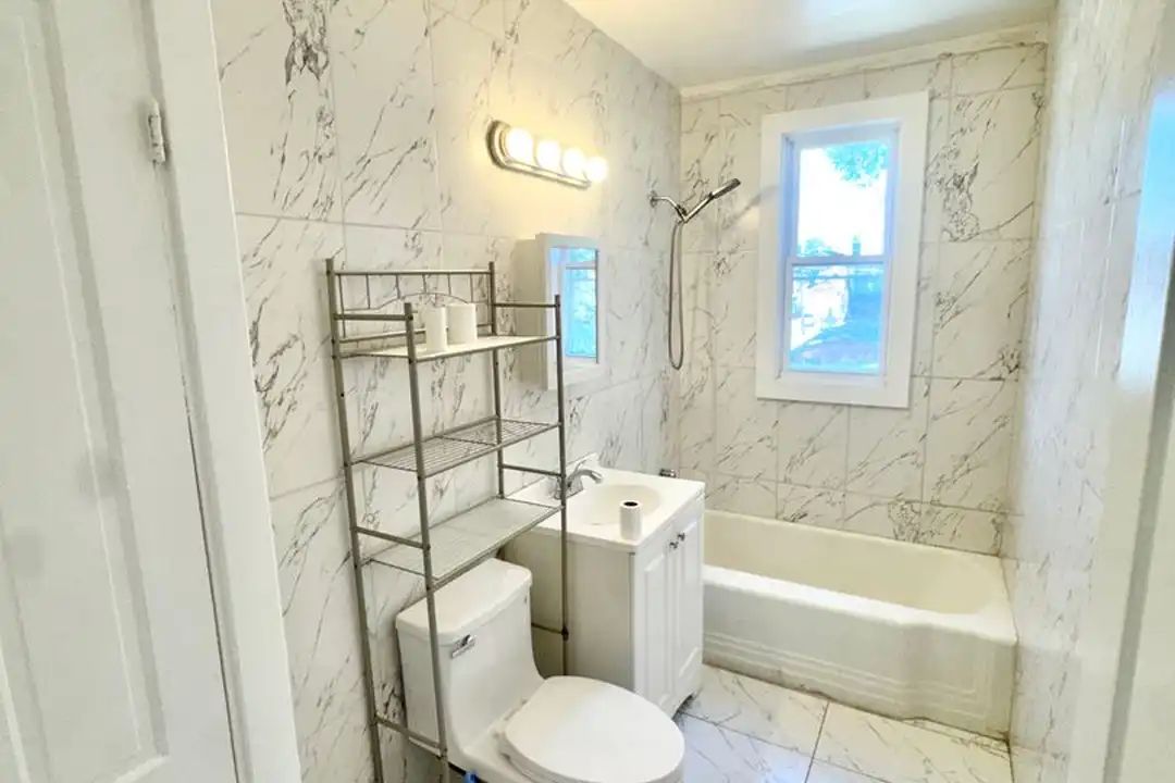 535 Tilghman St unit 2nd Floor - More