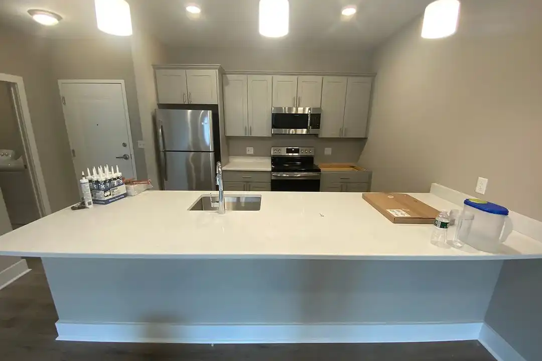 105 Morris Apartments – photo 1