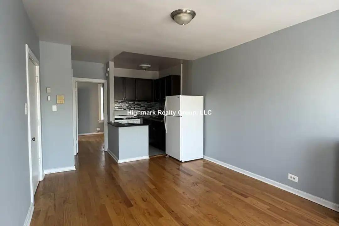 Apartment in Chicago - View 2
