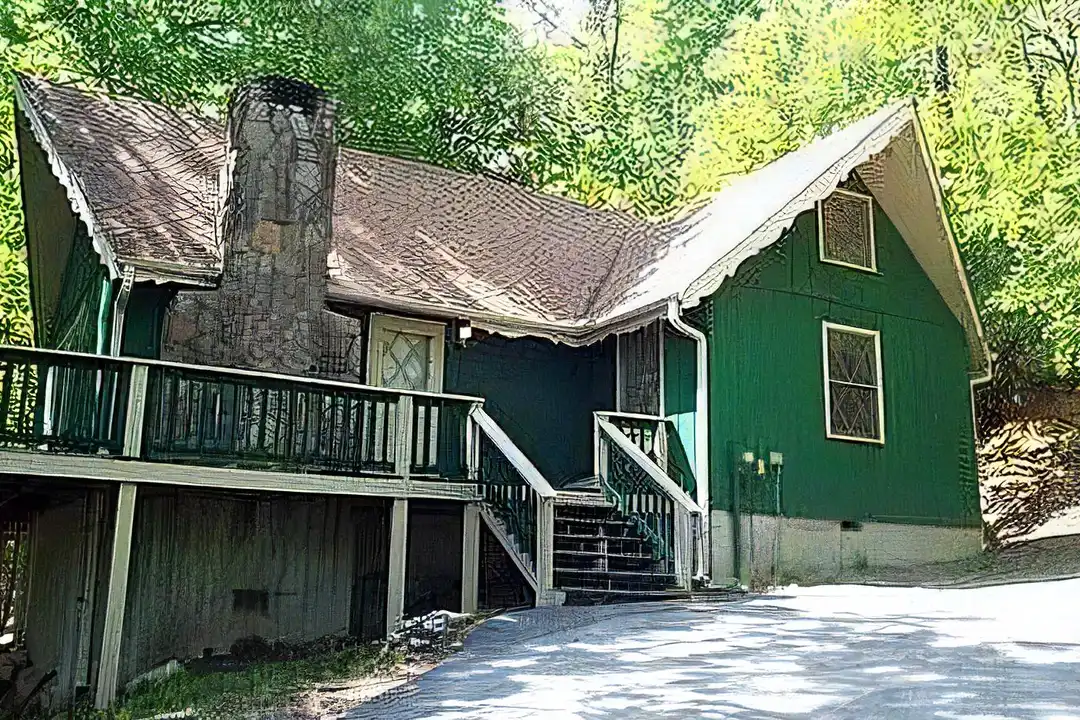 211 Chalet Village Dr – photo 1 of 20