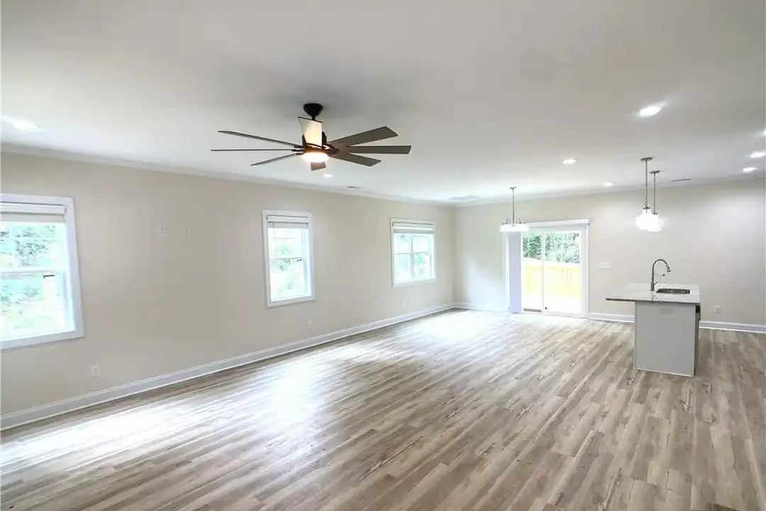 2421 Colgate Dr - View 5