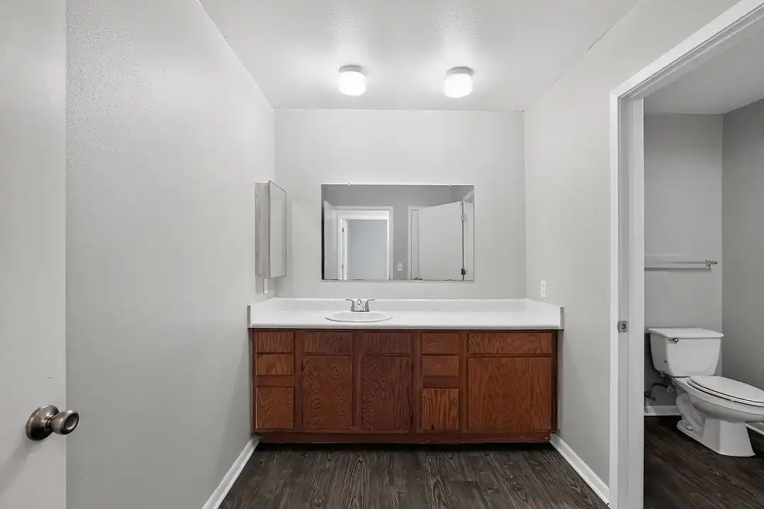 Legacy Apartments – photo 1 of 22