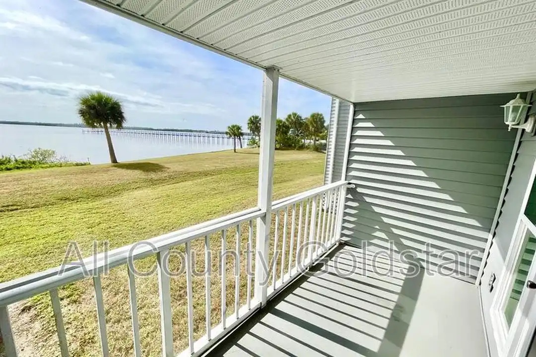 4410 Warren Ave unit 104 - View 2