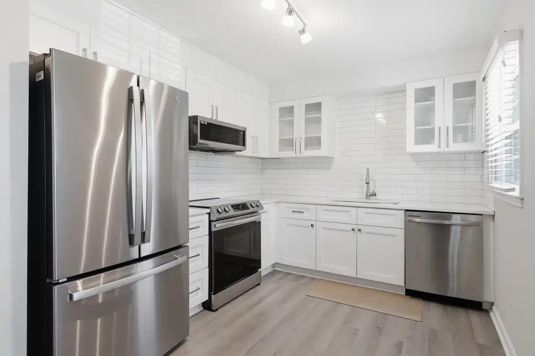 8001 Regent Park Ln unit 1 - View 6