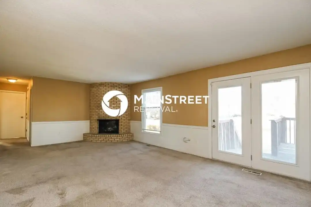 14412 Wilshire Cir - View 3