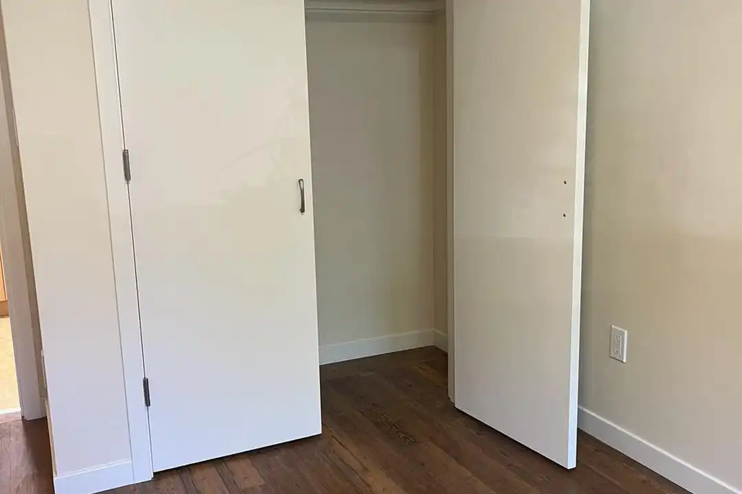 5543 26th Ave NE unit B – pohled 4