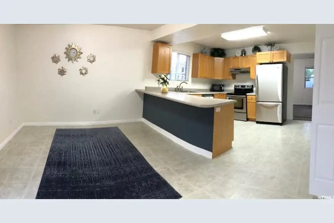 366 W 300 S - View 6