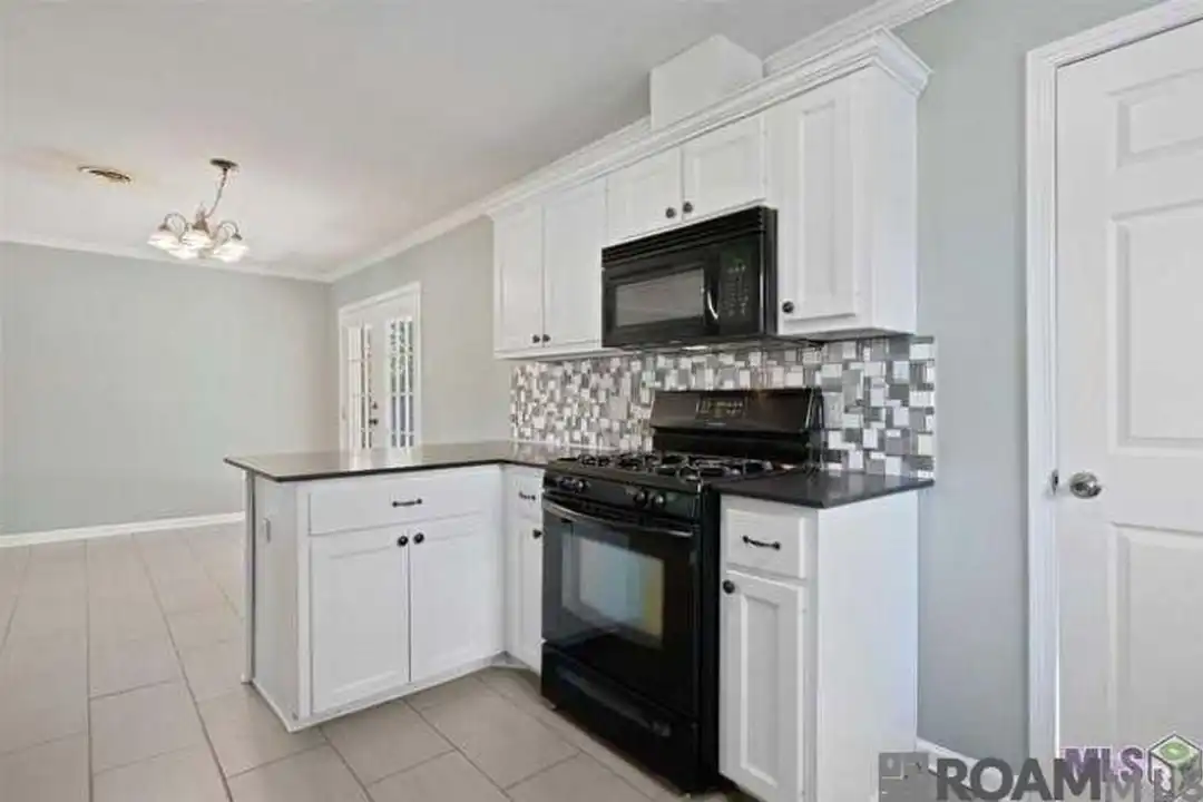 11034 Old Hammond Hwy - View 4