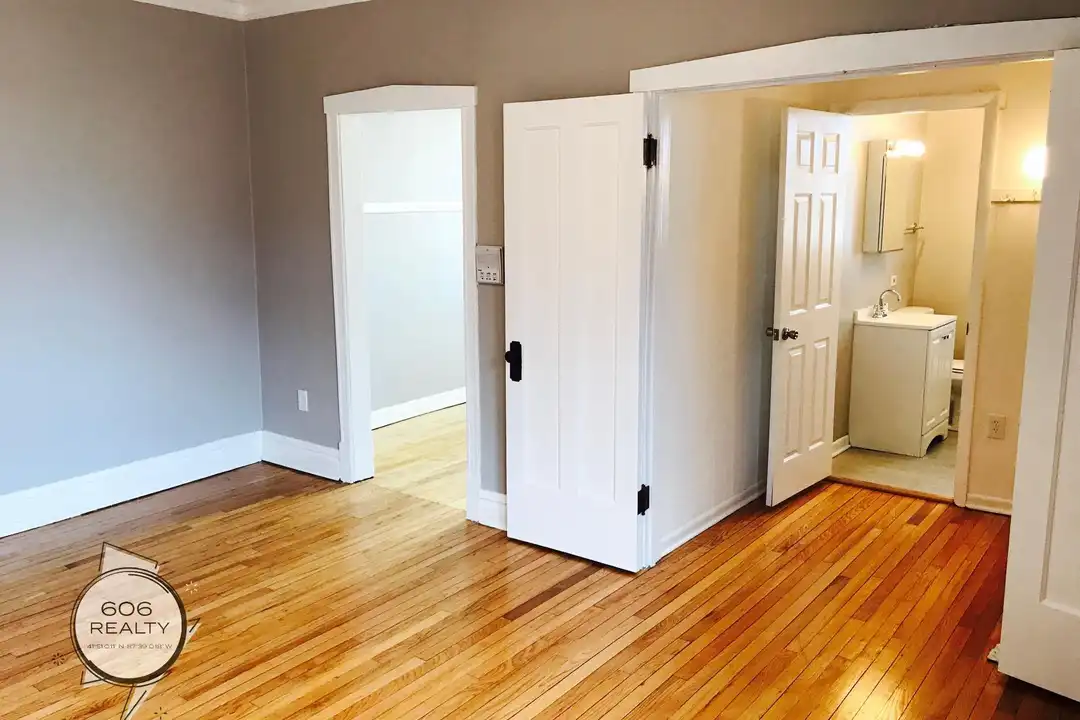 3932 N Keeler Ave unit 3932-1B - View 3