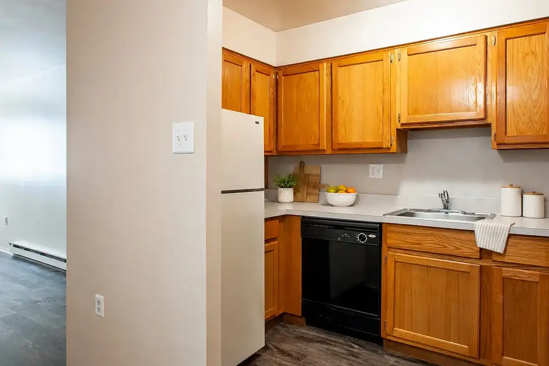 Lincoln Park Apartments and Townhomes – photo 1 of 23