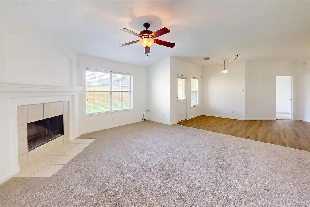 20226 Sunset Ranch Dr - More