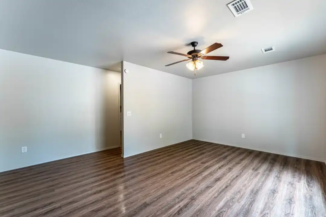 800 Henryetta St unit Unit #15 - View 3