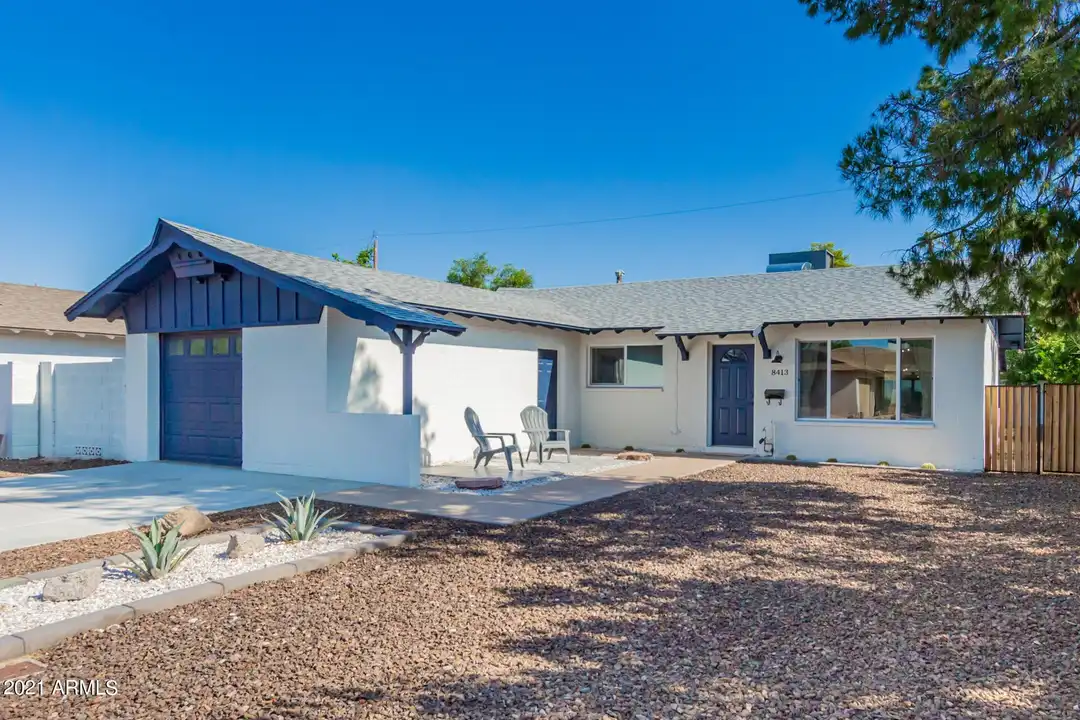 8413 E Orange Blossom Ln - View 3