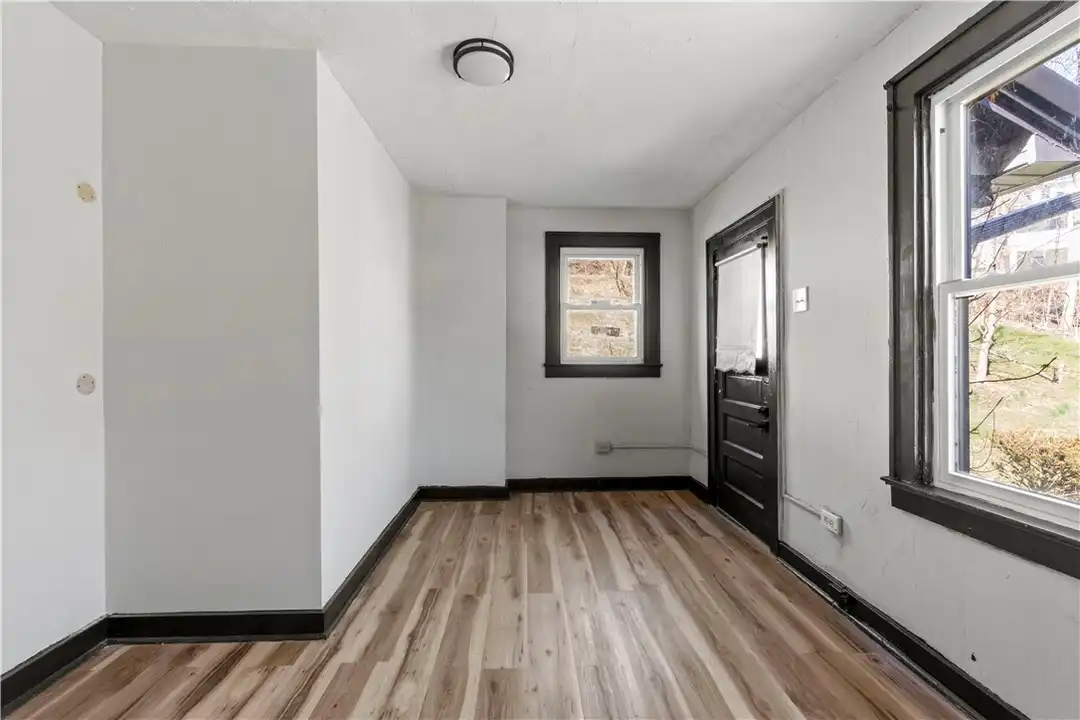 813 Bower Hill Rd - View 6