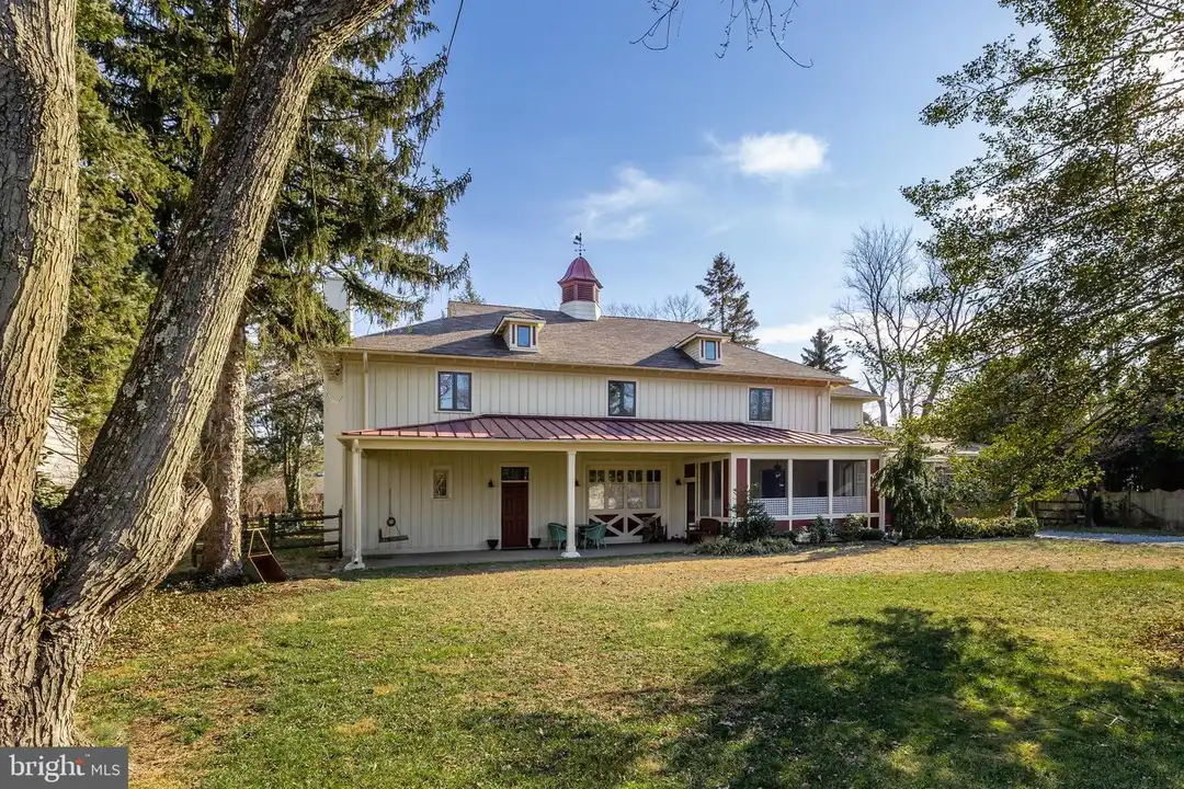 444 Shady Ln – photo 1 of 32